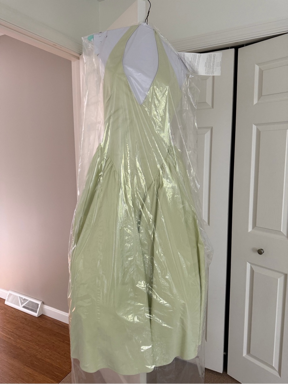 House of CB Marilyn Green Pistachio Halter Dress M Medium - Picture 4 of 8